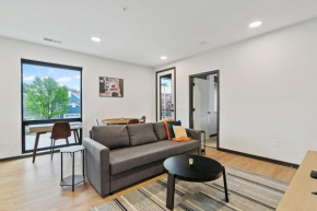 CozySuites on Mass with garage parking #2